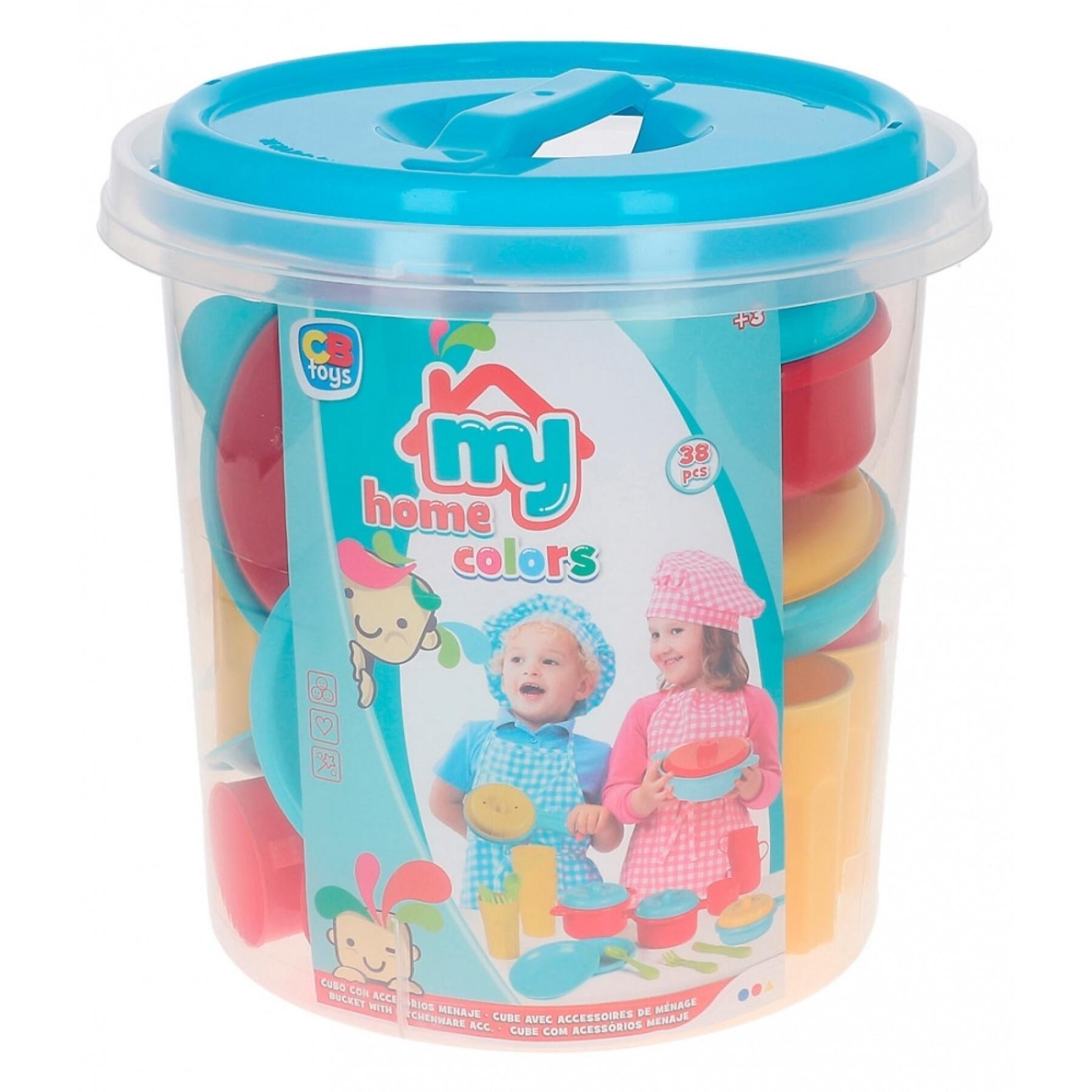 Set of 38 pieces in a bucket CB Toys